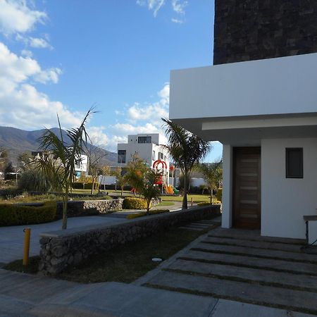 Hermosa Casa En Orilla Del Lago -Zona De Villedos- Сан-Кристобаль-Сапотитлан Экстерьер фото
